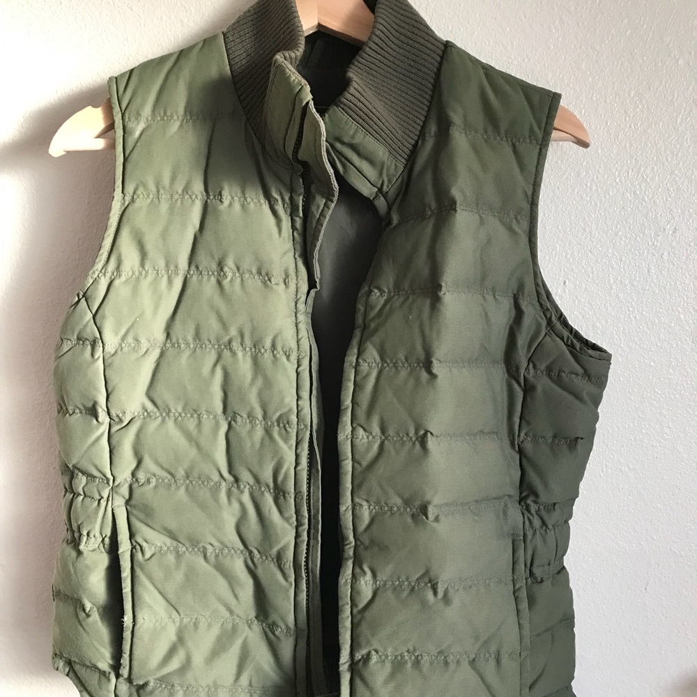 Eddie Bauer Authentic Outdoor Outfitter